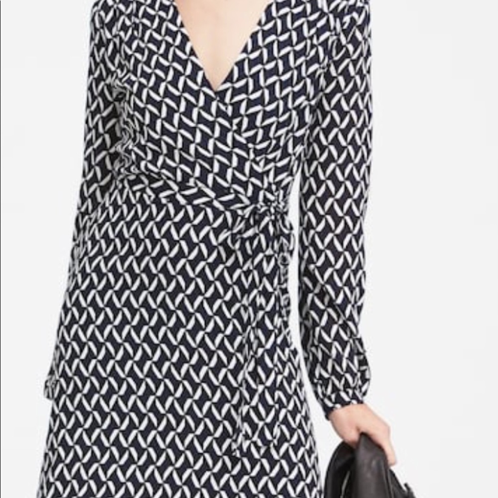 NWT. Banana Republic. Faux wrap dress. Gorgeous
